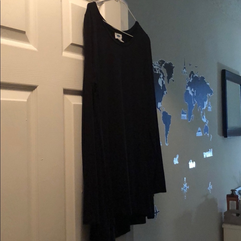 Old navy black long sleeve shirt.